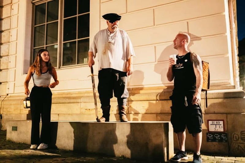 Terrifying Tour of Dresden Led by a Dungeon Master - The German-language question