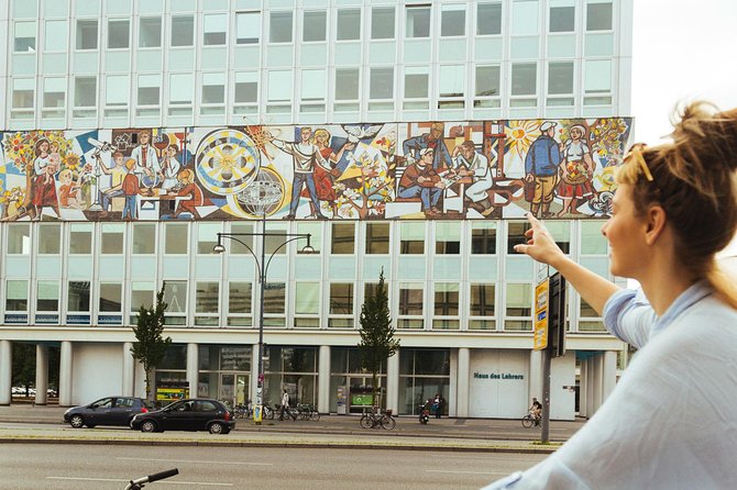 The Beauty of Berlin by Bike: Private Tour - Balanceakt, Treehouse, and the flexible route