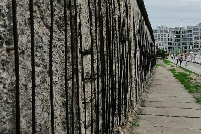 The Berlin Wall / Cold War Berlin (Private 3 Hours Walking Tour) - Brandenburg Gate and the Meaning of a Divided City
