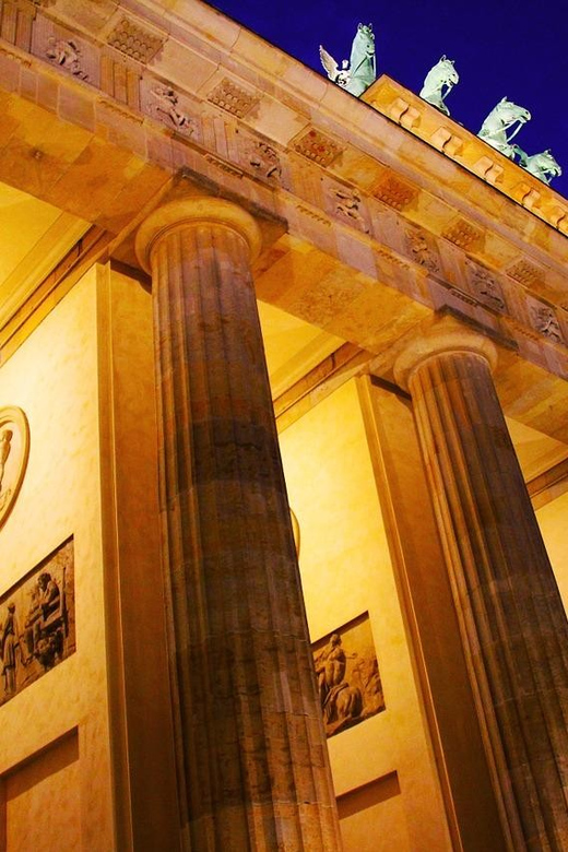 The Best of Berlin Private Guided Tour - Checkpoint Charlie and the Cold War divide