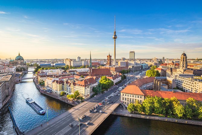 The Best Private Berlin Tour with a Car, Tour Guide and Pick up - The Holocaust Memorial and Nazi Berlin