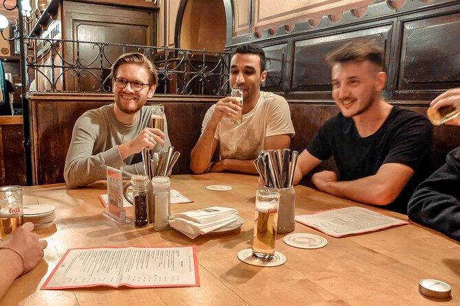 The Legendary Kölsch Brewery Tour - FRÜH Lounge im Eden Hotel FRÜH am Dom