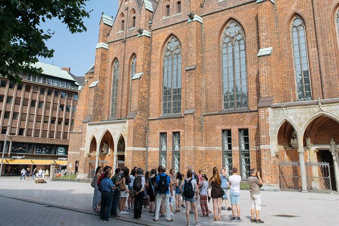 The Local Tour of Hamburg Historic Centre - Starting at Hamburg’s Rathaus