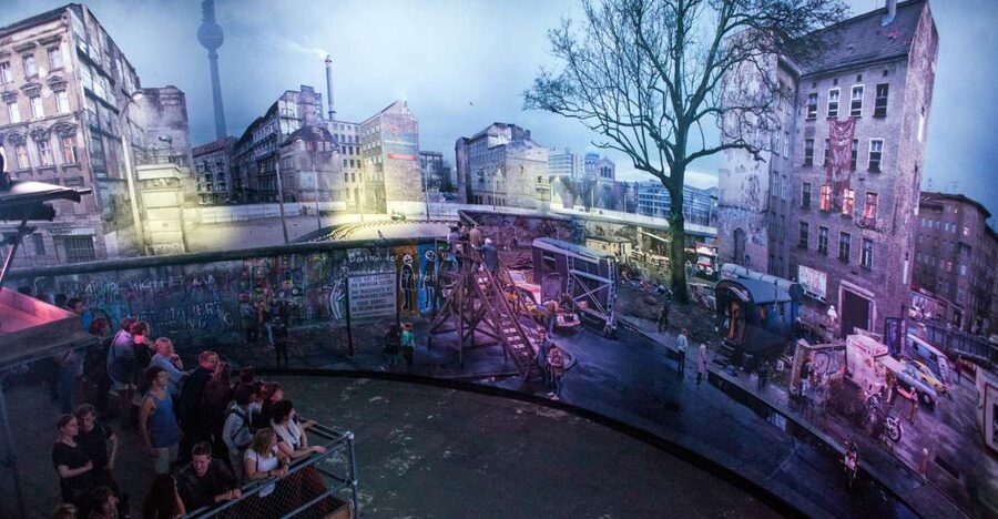 THE WALL: asisi Panorama Berlin Ticket - A giant view into divided Berlin