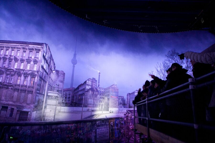 THE WALL: asisi Panorama Berlin Ticket - The Death Strip and the border facilities