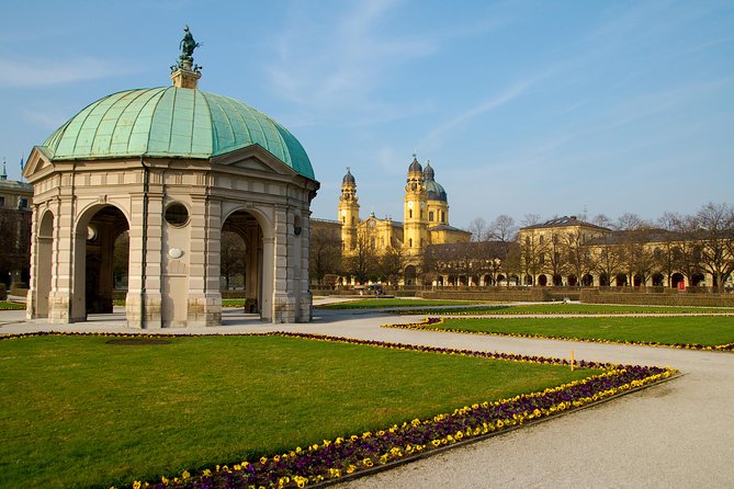 Third Reich & WWII Walking Tour - Starting at Marienplatz and setting the postwar scene