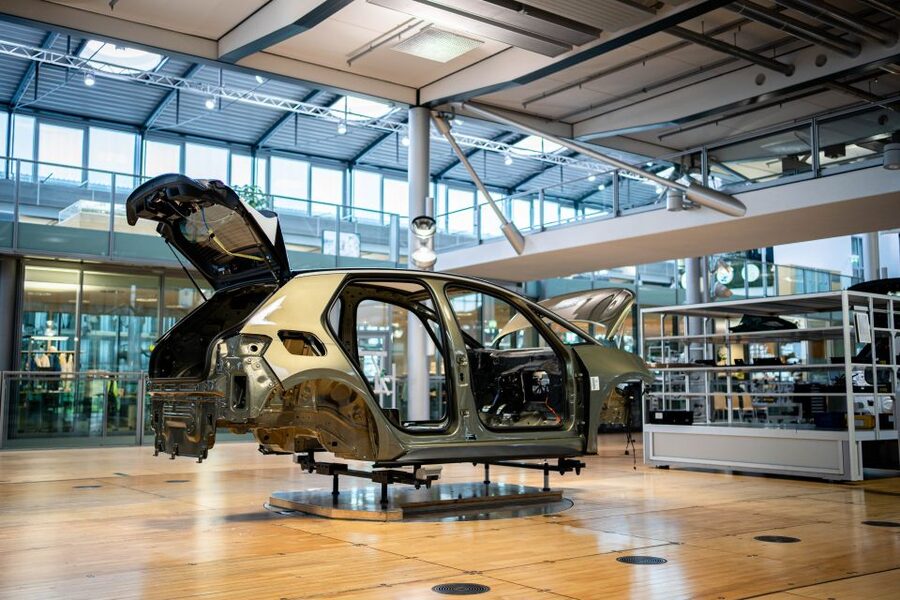 Volkswagen ID.3 "Do it yourself" Tour - What You Learn About Electric Mobility