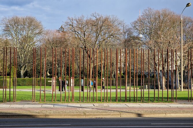 Walking on the Wall: 3-Hour Tour in Berlin - Price, group size, and overall value