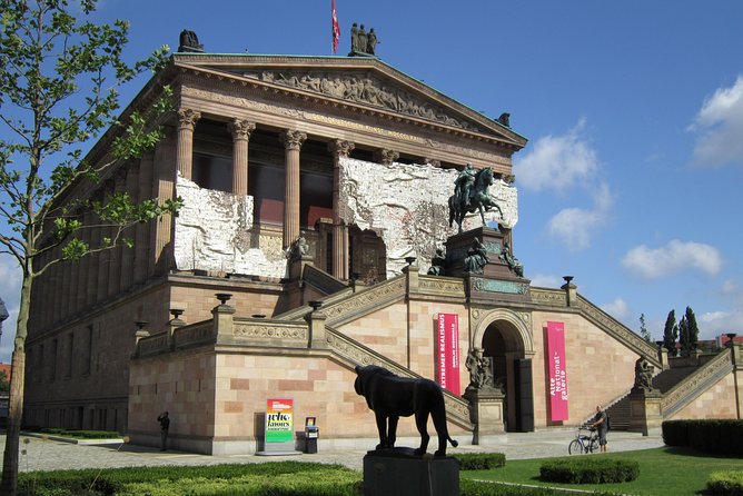 Warnemuende Shore Excursion: Berlin Private Sightseeing Tour from Rostock - Checkpoint Charlie is famous, but keep its limits in mind
