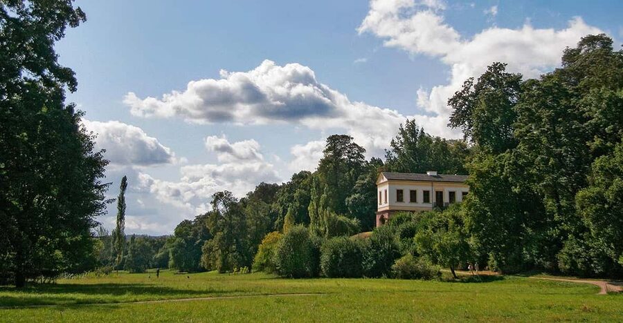 Weimar: Old Town Guided Walking Tour - The park, Goethe’s residence, and Weimar Classicism