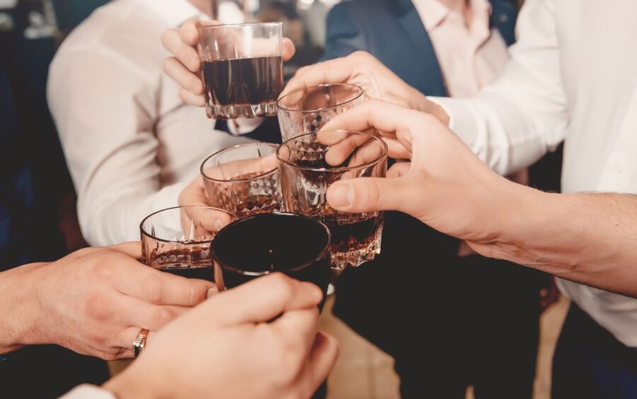 Würzburg: Bar & Club Tour with free Shots & VIP entry - Key points to know before you book