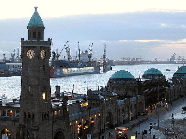 Your private 3-hour Hamburg driving tour with a former policeman - Key points at a glance